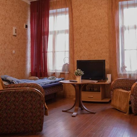 Kurbrauksim Goldingen Apartments คูลดีกา ภายนอก รูปภาพ