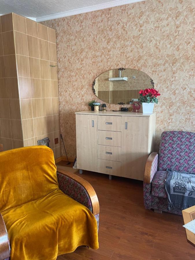Kurbrauksim Goldingen Apartments คูลดีกา ภายนอก รูปภาพ