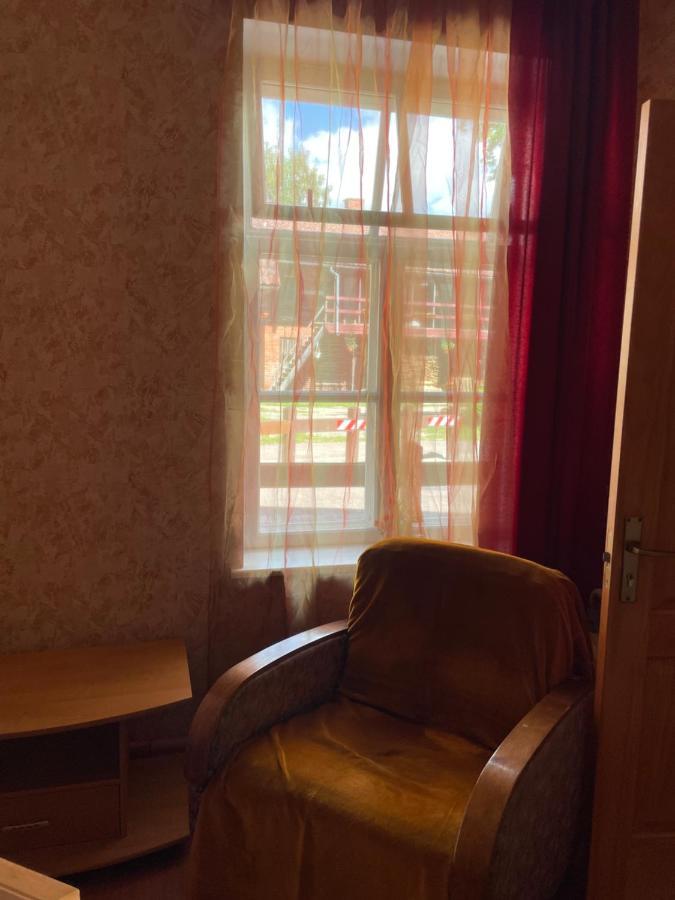 Kurbrauksim Goldingen Apartments คูลดีกา ภายนอก รูปภาพ