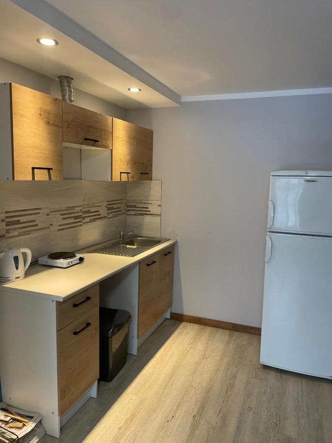 Kurbrauksim Goldingen Apartments คูลดีกา ภายนอก รูปภาพ