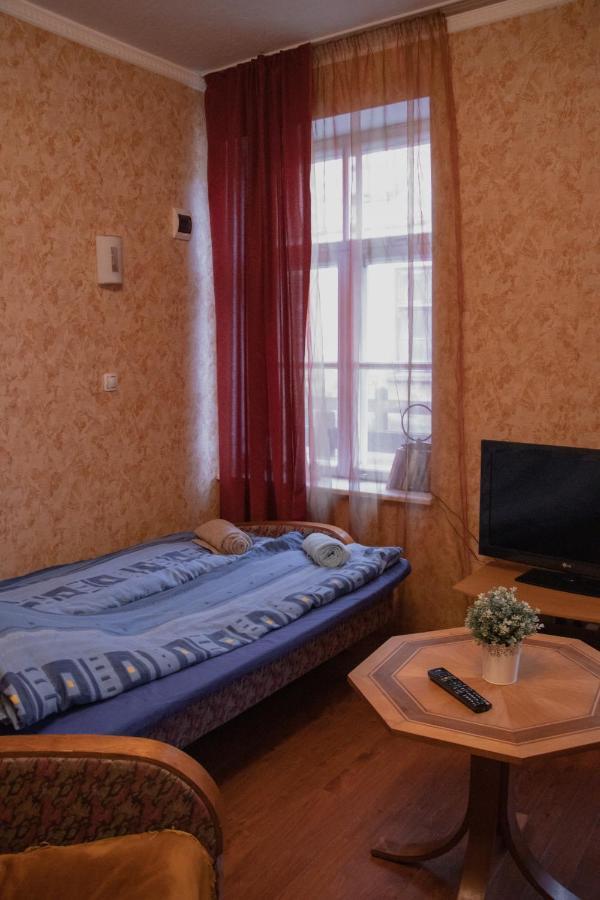 Kurbrauksim Goldingen Apartments คูลดีกา ภายนอก รูปภาพ